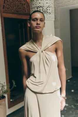 SEMICOUTURE - SUKIENKA Z WISKOZY Z SKRĘCONYM DEKOLTEM 